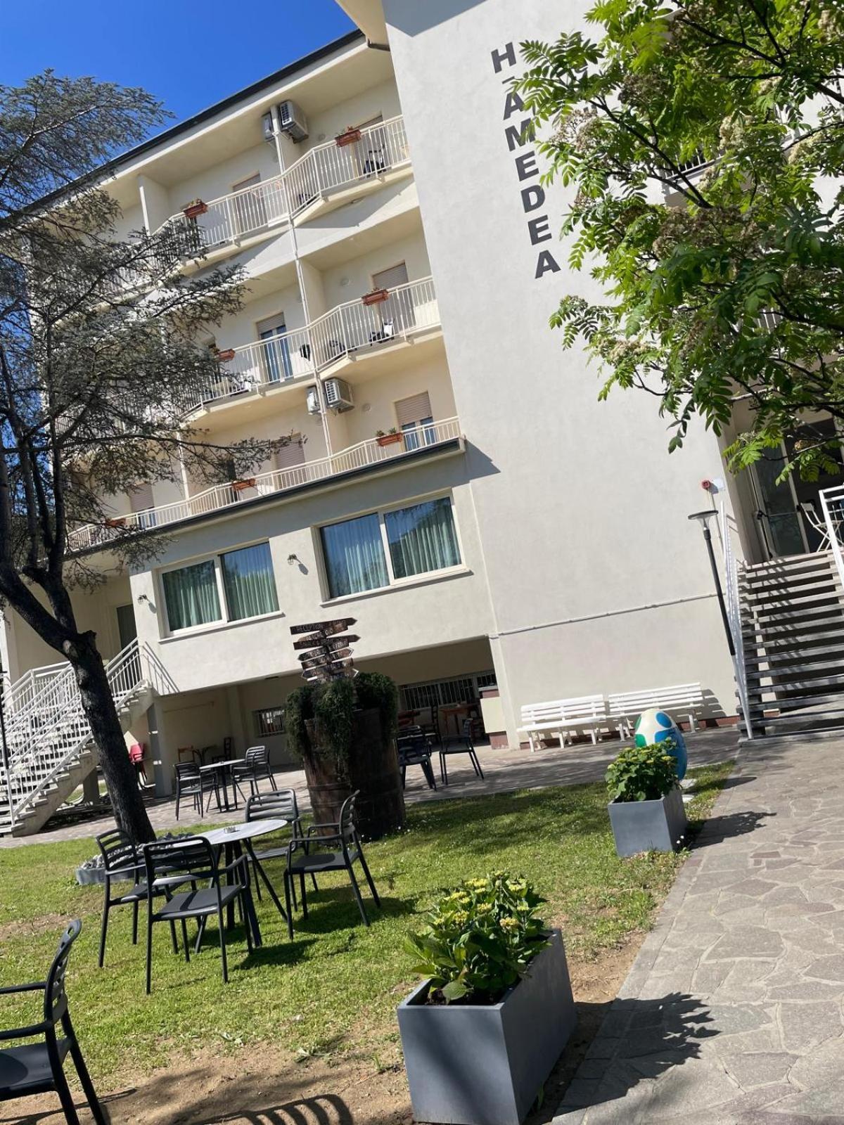 Hotel Amedea Cervia Exterior foto
